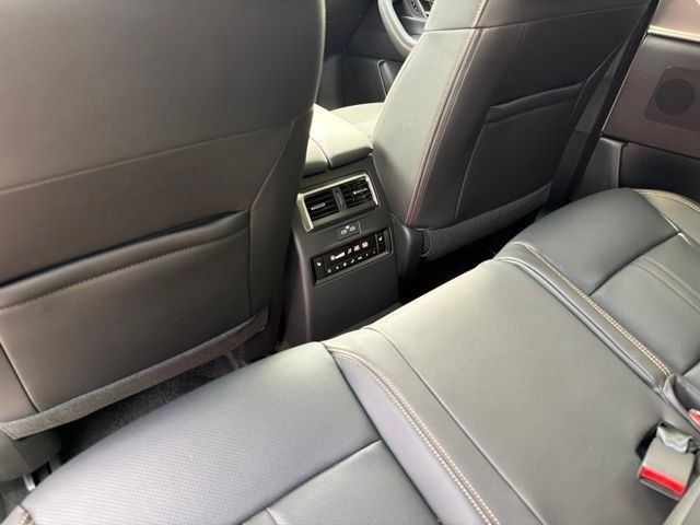Used 2026 MAZDA CX-90 3.3 Turbo w/ Preferred Package AWD/4WD image 8