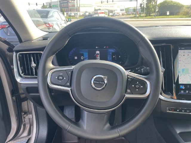 Used 2024 Volvo S60 B5 Core w/ Climate Package AWD/4WD image 19