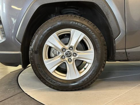 Used 2021 Toyota RAV4 XLE w/ Convenience Package AWD/4WD image 26
