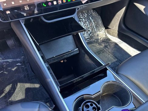 Used 2018 Tesla Model 3 Long Range RWD image 22