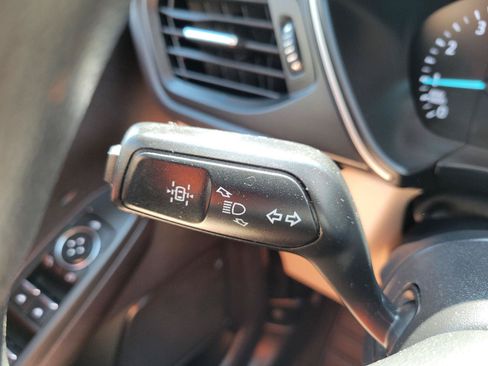 Used 2020 Ford Escape SE FWD image 15