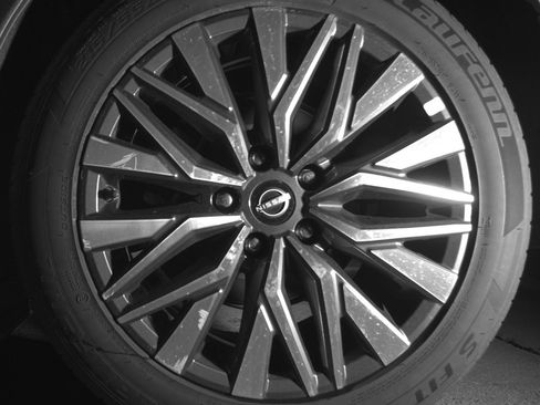 Used 2025 Nissan Altima 2.5 SV image 11