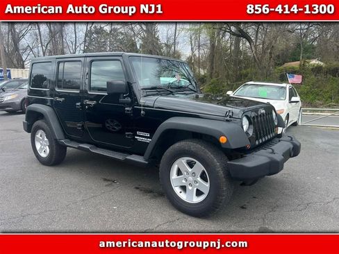 Used 2013 Jeep Wrangler Unlimited Sport image 1