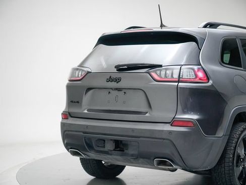 Used 2020 Jeep Cherokee Latitude Plus AWD/4WD image 9