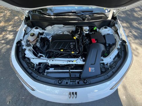 Used 2025 Buick Envista Sport Touring image 30