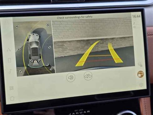 New 2026 Jaguar F-PACE R-Dynamic S image 4