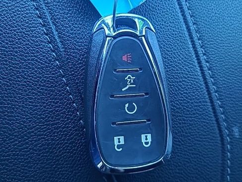 Used 2023 Chevrolet Traverse LT AWD/4WD image 31