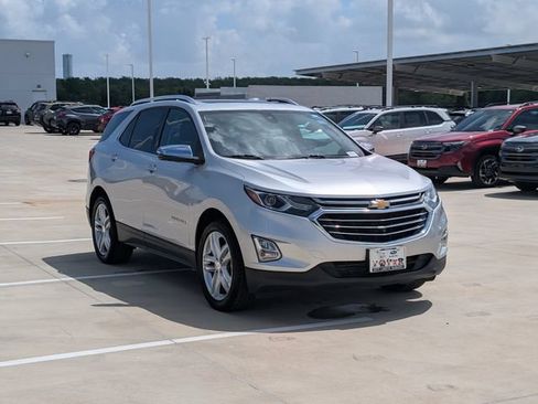 Used 2020 Chevrolet Equinox Premier FWD image 7