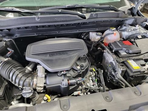 Certified 2024 Chevrolet Blazer LT w/ Sound & Technology Package AWD/4WD image 33