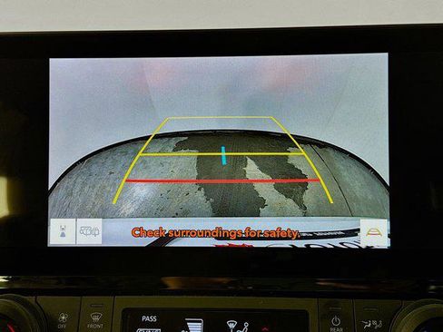Certified 2025 Toyota Grand Highlander AWD image 13