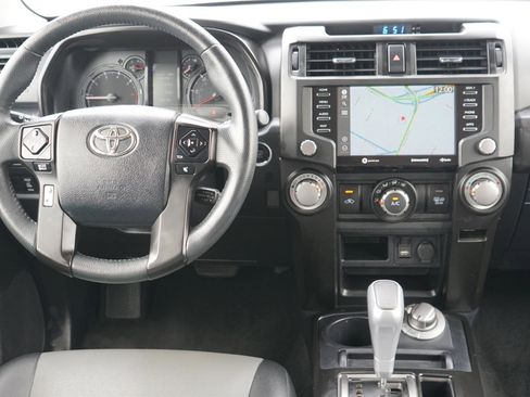 Used 2020 Toyota 4Runner SR5 Premium AWD/4WD image 26