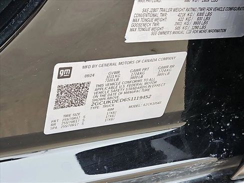 Used 2025 Chevrolet Silverado 1500 LT image 25