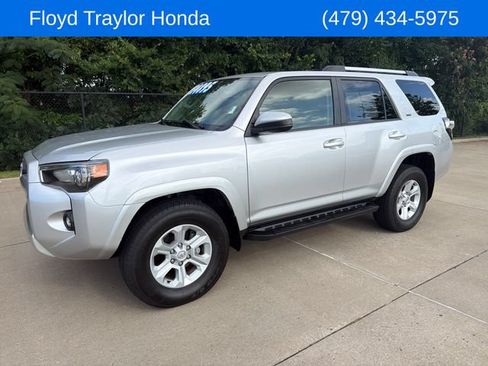 Used 2022 Toyota 4Runner SR5 AWD/4WD image 1