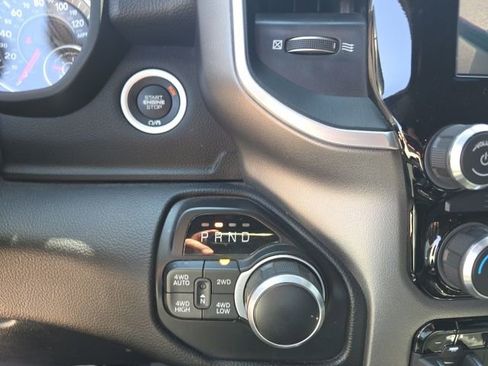 Used 2020 RAM 1500 Big Horn AWD/4WD image 34