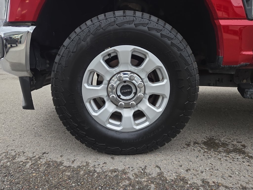 Used 2024 Ford F250 XLT w/ FX4 Off-Road Package AWD/4WD image 10