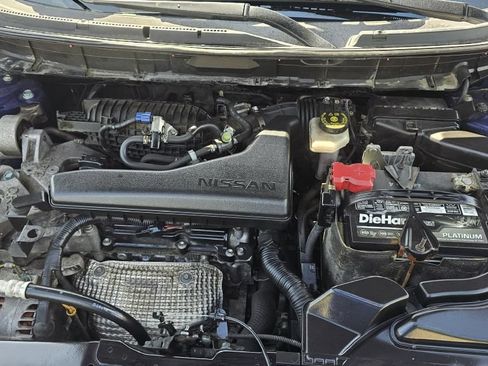 Used 2017 Nissan Rogue SV FWD image 11