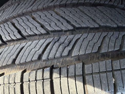 Used 2023 Volkswagen Tiguan SE R-Line image 20