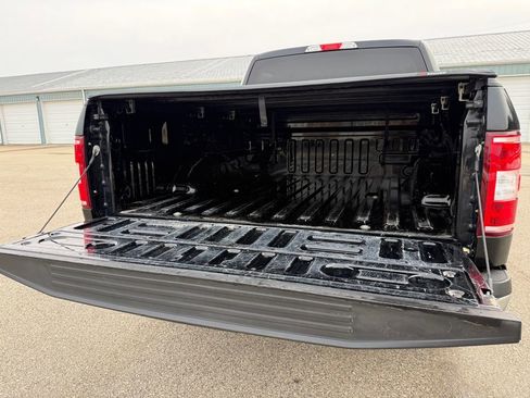 Used 2018 Ford F150 XLT image 13