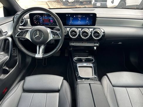 Used 2025 Mercedes-Benz CLA 250 4MATIC image 17