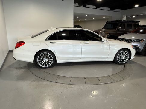 Used 2016 Mercedes-Benz S 550 4MATIC Sedan image 10
