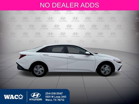 New 2026 Hyundai Elantra SE image 13