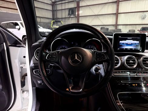 Used 2018 Mercedes-Benz GLC 300 image 30
