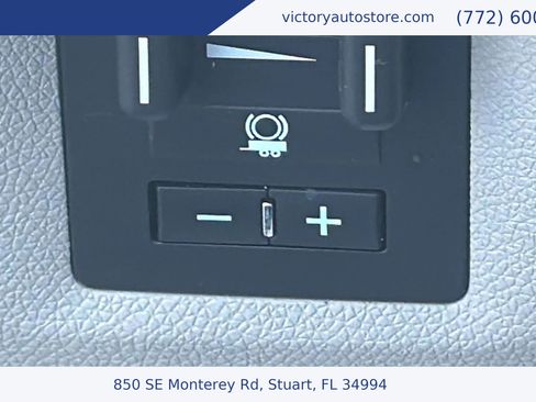 Used 2010 Chevrolet Avalanche LT w/ Suspension Package, Off-Road image 24