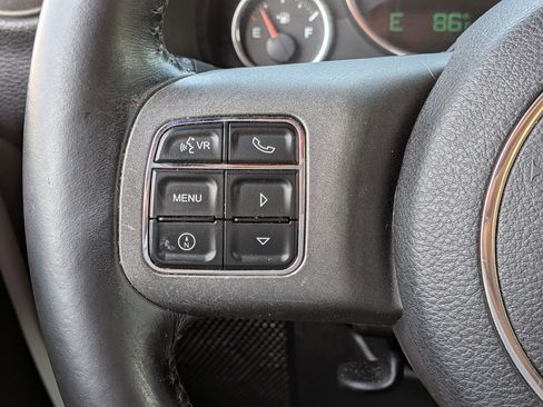 Used 2016 Jeep Wrangler Unlimited Sport AWD/4WD image 29