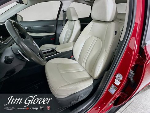 Used 2023 Hyundai Sonata Limited image 25