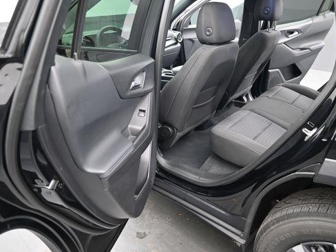 Certified 2026 Chevrolet Equinox LT FWD image 15