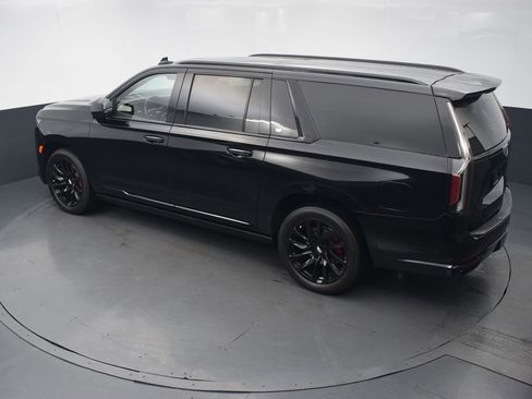 Used 2023 Cadillac Escalade ESV Sport w/ LPO, ONYX Package AWD/4WD image 43