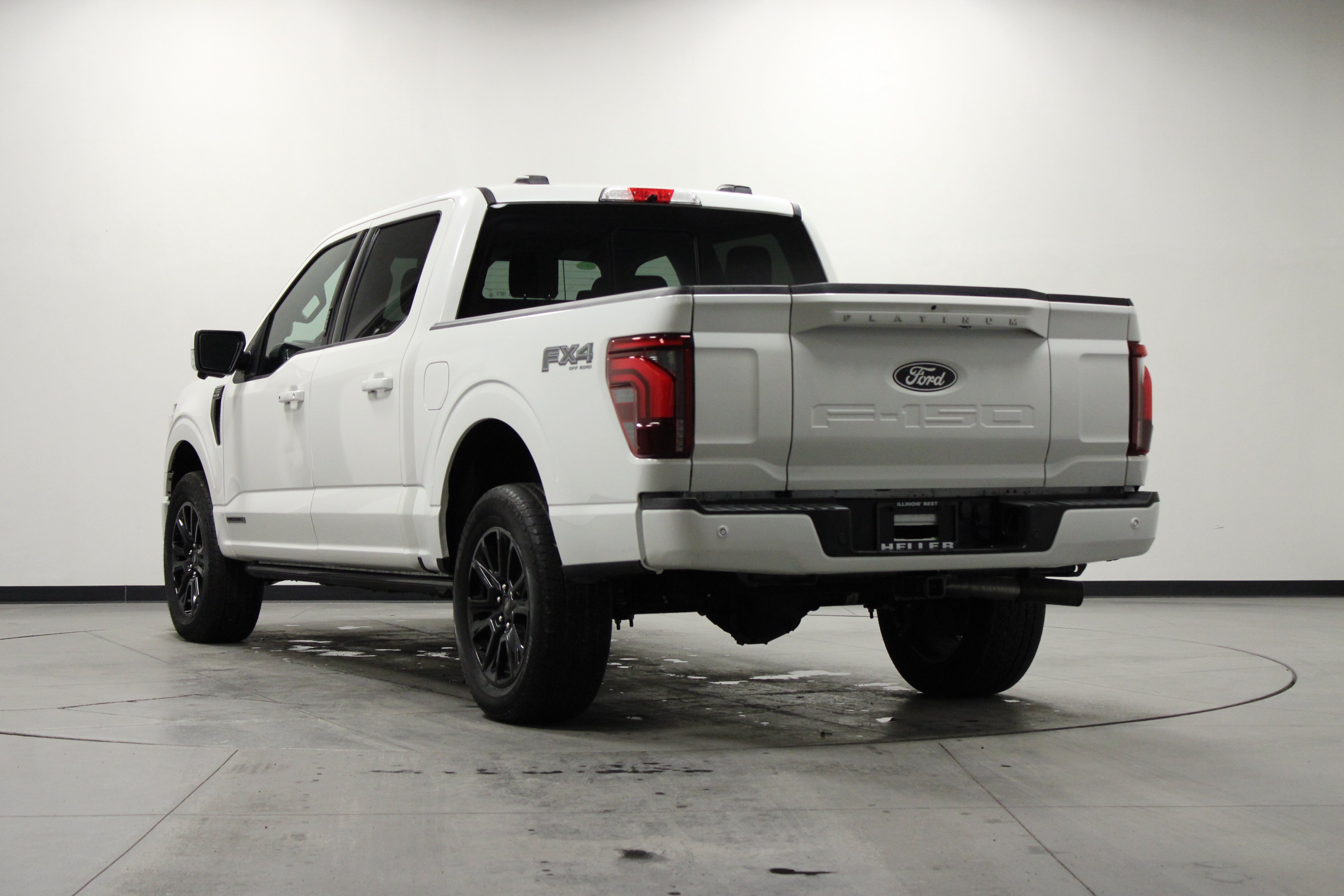 Used 2024 Ford F150 Platinum w/ FX4 Off-Road Package AWD/4WD image 6