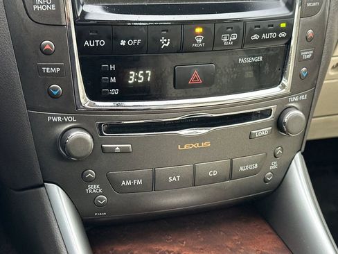 Used 2012 Lexus IS 350 image 19