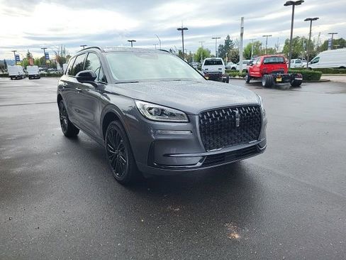 New 2025 Lincoln Corsair Reserve w/ Jet Appearance Package image 9