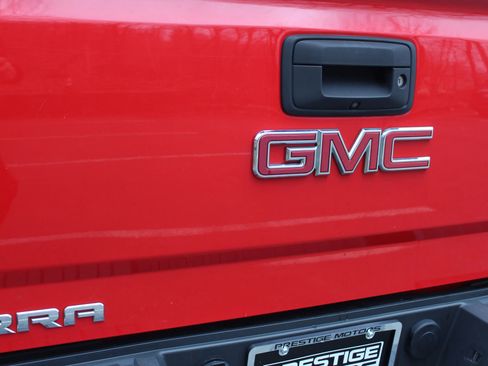 Used 2016 GMC Sierra 1500 SLE w/ SLE Value Package image 34
