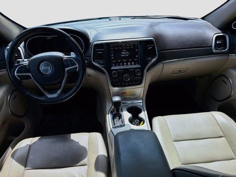 Used 2016 Jeep Grand Cherokee Overland AWD/4WD image 27