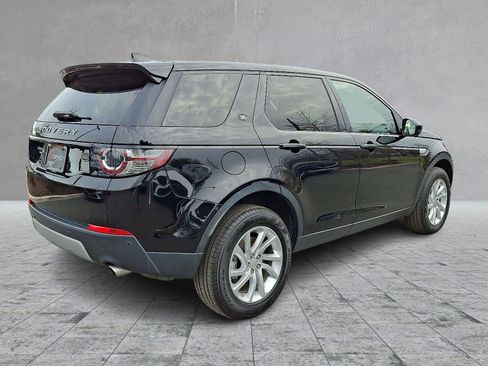 Used 2019 Land Rover Discovery Sport HSE image 11