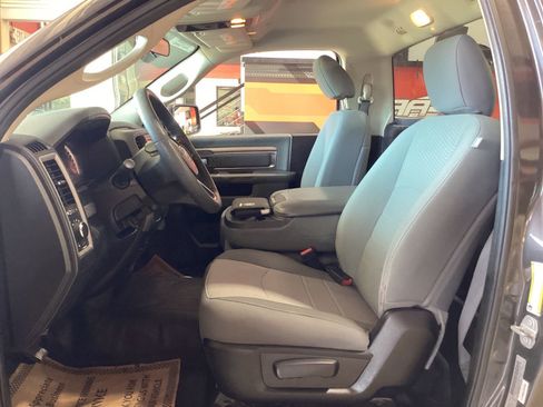 Used 2019 RAM 1500 Tradesman w/ Popular Equipment Group RWD image 7