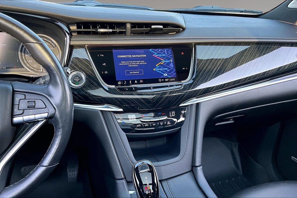Used 2021 Cadillac XT6 Premium Luxury FWD image 6