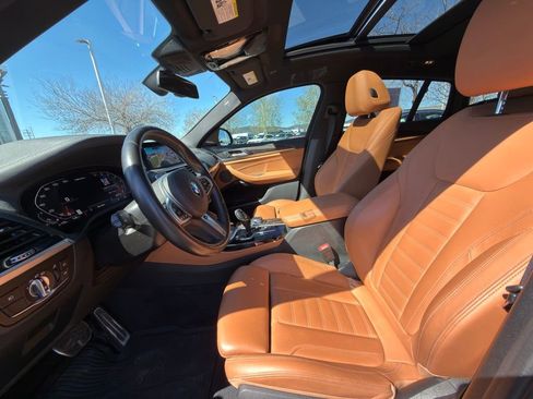 Used 2021 BMW X4 M40i w/ Executive Package image 12