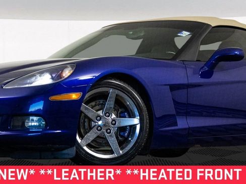 Used 2006 Chevrolet Corvette Base w/ Preferred Equipment Group image 2