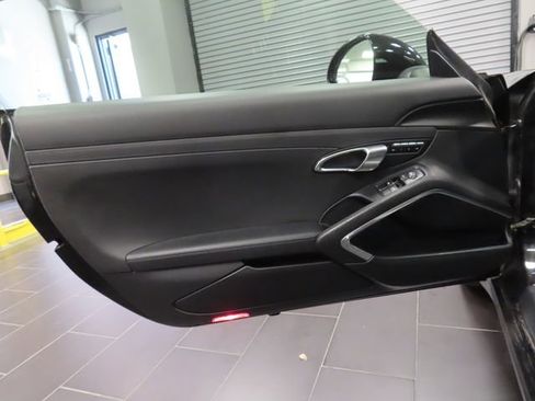 Used 2017 Porsche 911 Carrera image 10