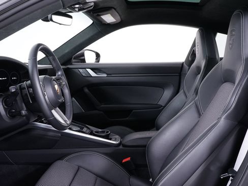 Used 2022 Porsche 911 Turbo S AWD/4WD image 5