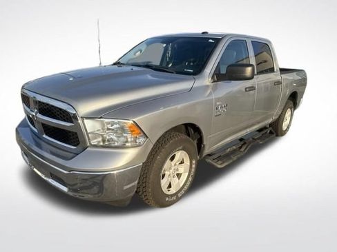 Used 2022 RAM 1500 Tradesman w/ Chrome Appearance Group AWD/4WD image 5