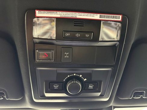 Used 2021 Toyota Tacoma TRD Off-Road AWD/4WD image 29