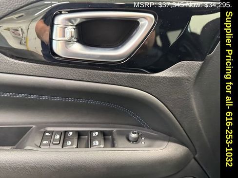 New 2026 Jeep Compass Limited image 8