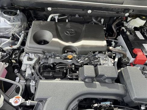 Used 2025 Toyota RAV4 LE image 20