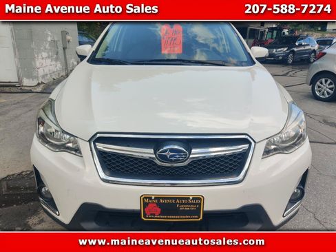 Used 2016 Subaru Crosstrek 2.0i Limited AWD/4WD image 1