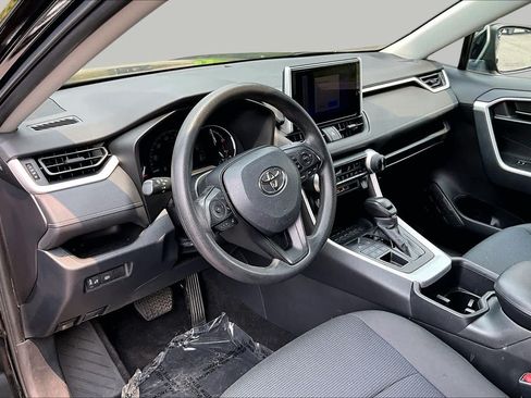 Used 2023 Toyota RAV4 LE AWD/4WD image 17