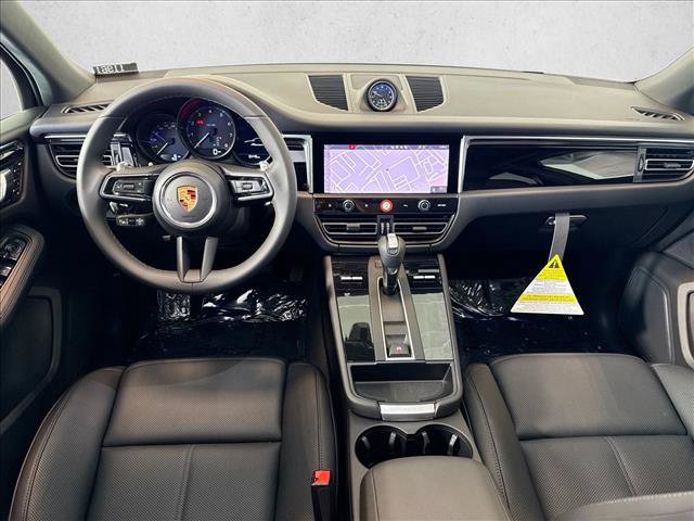 Used 2026 Porsche Macan AWD/4WD image 20